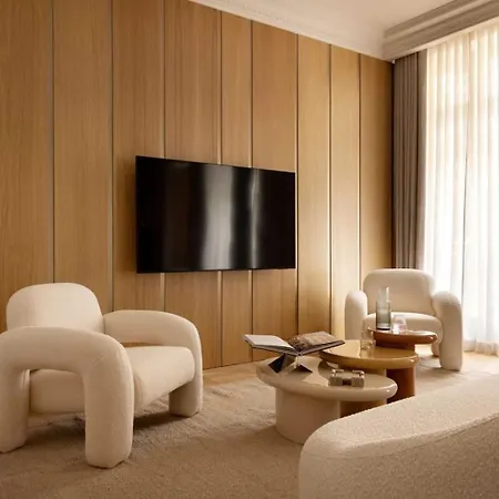 Wagram 85 - Luxury * Paris
